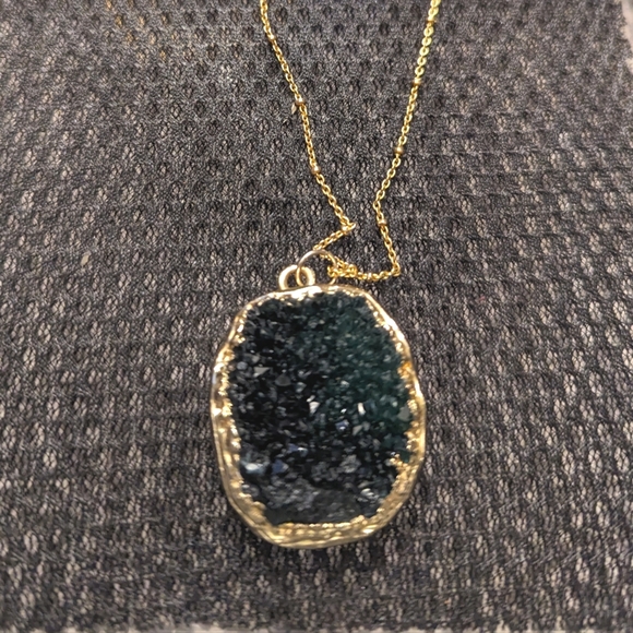 Green gemstone necklace - Picture 1 of 5